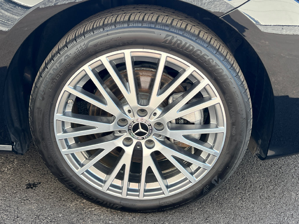 Used 2025 Mercedes-Benz CLA 250 4MATIC image 34