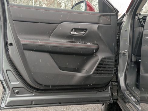 New 2026 Nissan Kicks SV image 11