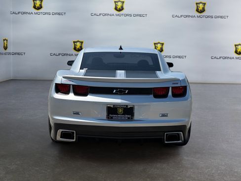 Used 2010 Chevrolet Camaro SS w/ LPO, Ground Effects Package RWD image 4