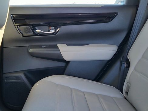 Used 2025 Honda CR-V EX-L image 18
