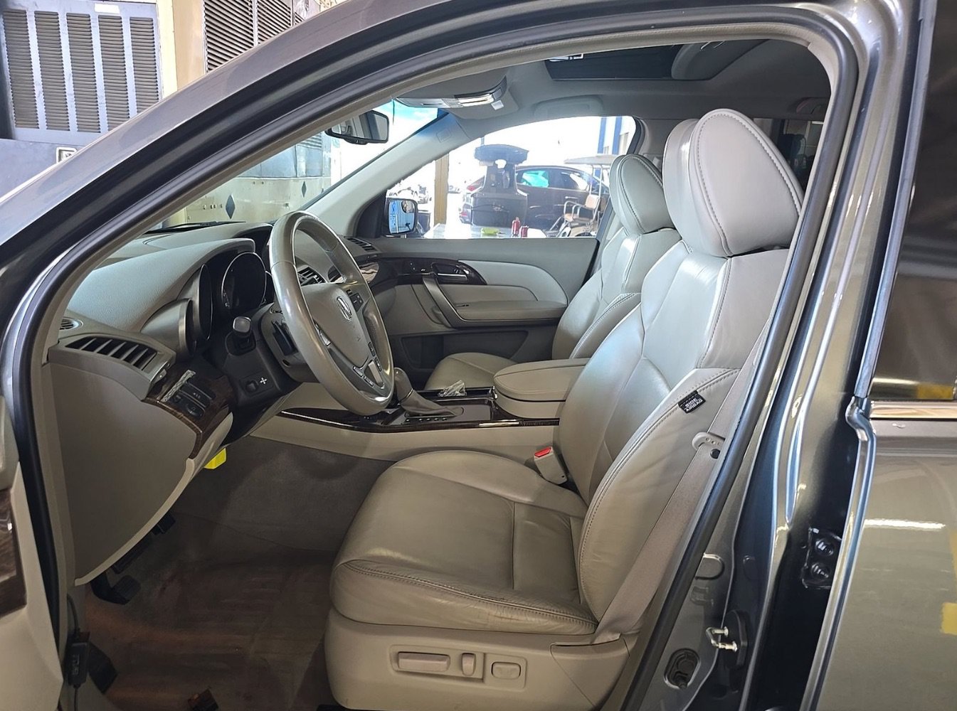 Used 2012 Acura MDX w/ Technology Package AWD/4WD image 7