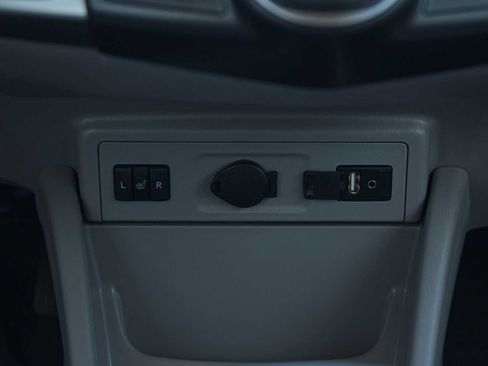 Used 2017 Toyota Prius V Four image 20