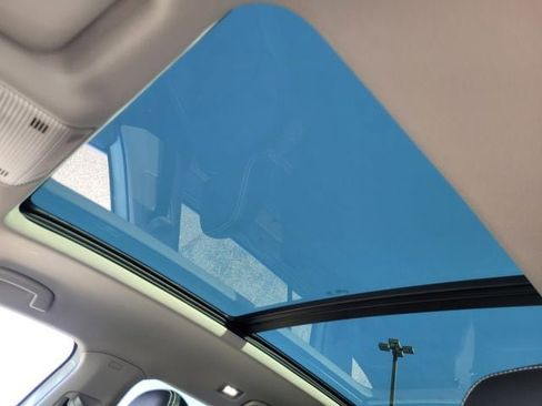 New 2026 Volkswagen Atlas SE image 14