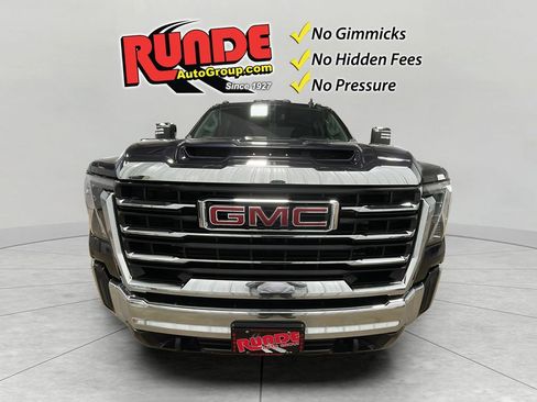 Used 2024 GMC Sierra 2500 SLT image 9