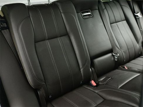 Used 2017 Land Rover Range Rover Supercharged image 35