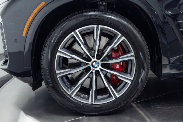 Certified 2024 BMW X5 M60i AWD/4WD image 26