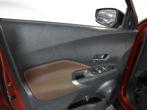 Used 2022 Nissan Kicks SR FWD image 7