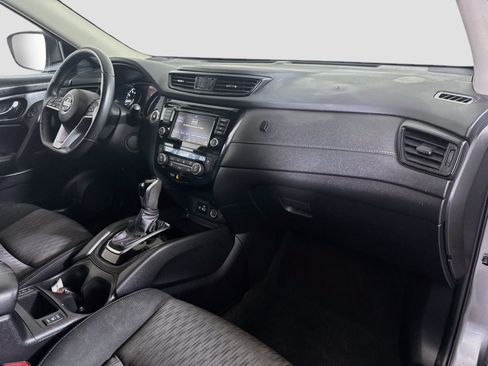 Used 2020 Nissan Rogue SV AWD/4WD image 30