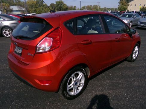 Used 2019 Ford Fiesta SE w/ Cold Weather Package FWD image 4