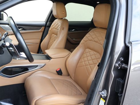 Used 2021 Jaguar F-PACE S image 2