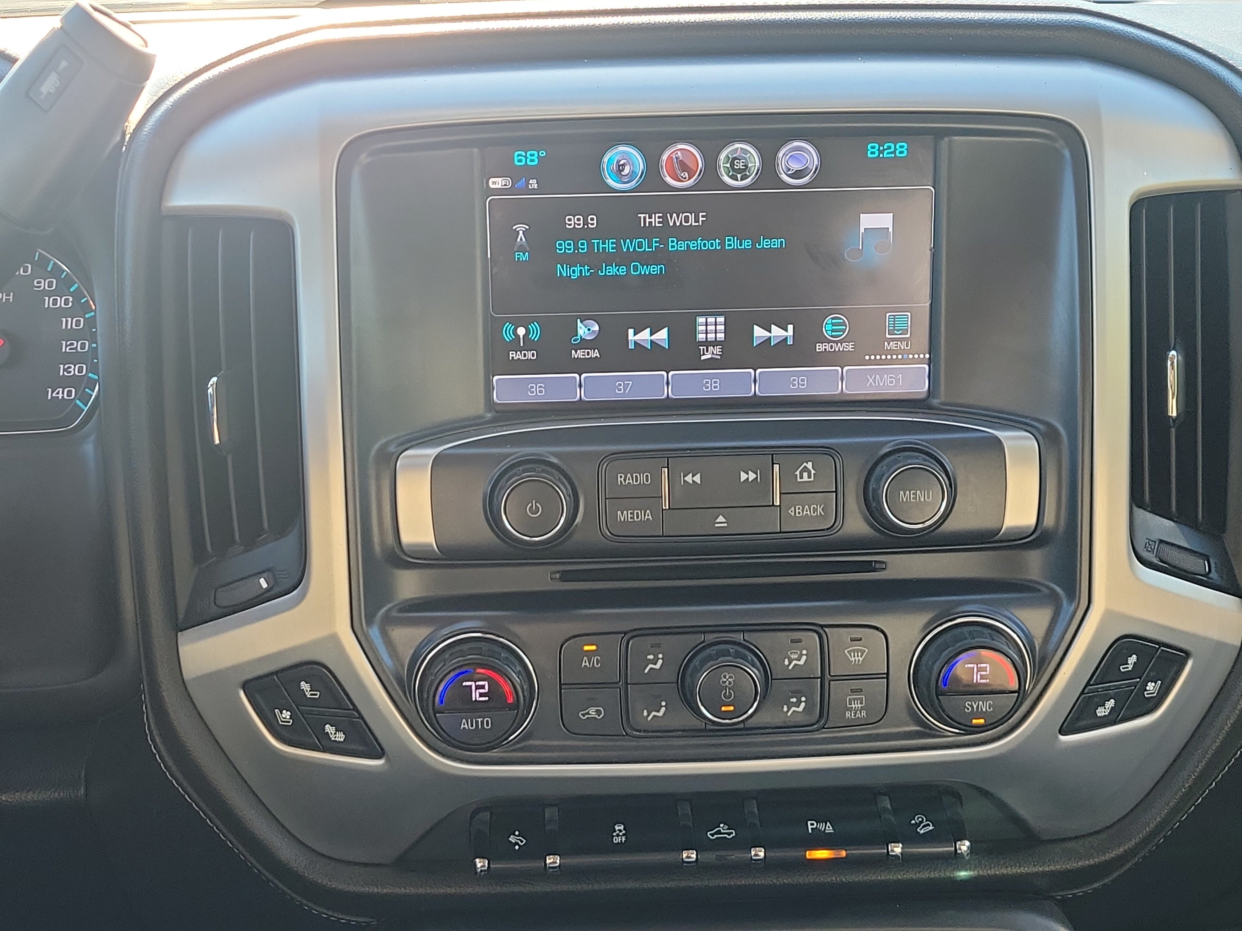 Used 2018 GMC Sierra 2500 SLT AWD/4WD image 25