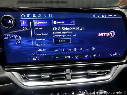 New 2026 Chevrolet Equinox EV LT image 15