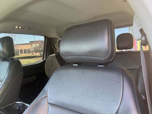 Used 2021 Ford F150 Lariat w/ Equipment Group 502A High image 12