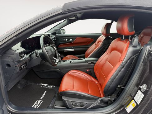 Used 2024 Ford Mustang Premium image 10