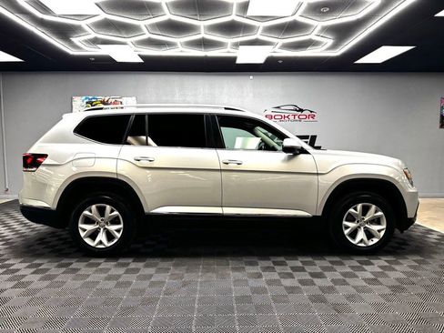 Used 2018 Volkswagen Atlas SEL image 16
