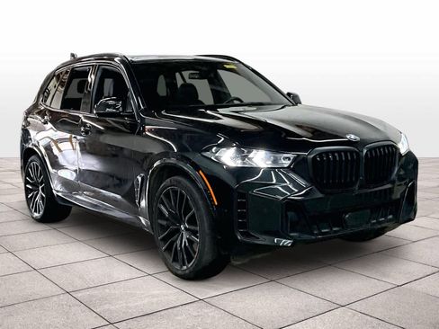 Used 2024 BMW X5 xDrive40i w/ Executive Package image 2