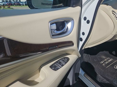 Used 2018 INFINITI QX60 Luxe w/ Deluxe Technology Package AWD/4WD image 26