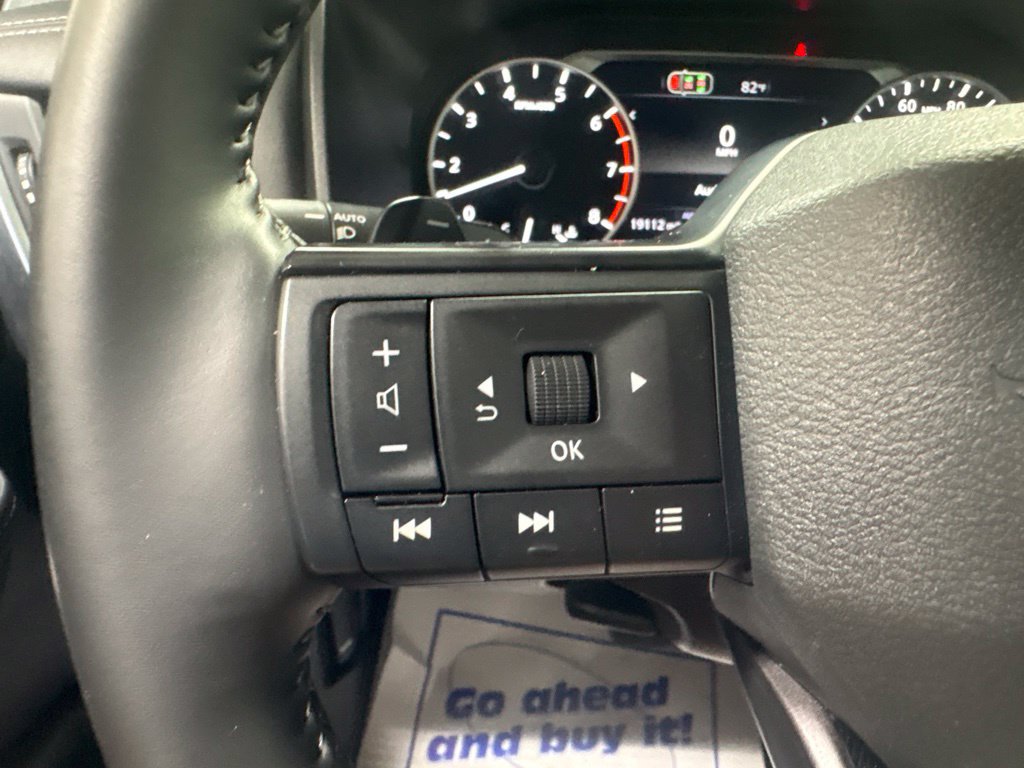 Used 2026 Nissan Rogue SV AWD/4WD image 22