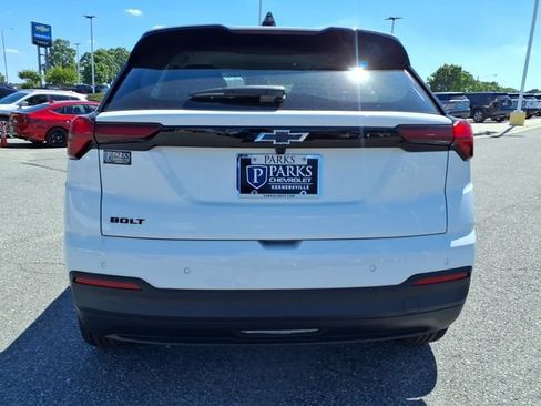 New 2027 Chevrolet Bolt LT FWD image 25