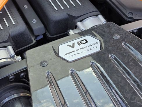 Used 2015 Lamborghini Huracan LP 610-4 image 31