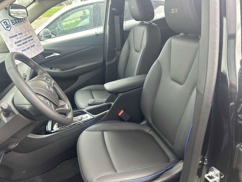 New 2026 Buick Encore GX Sport Touring w/ Comfort Package FWD image 18