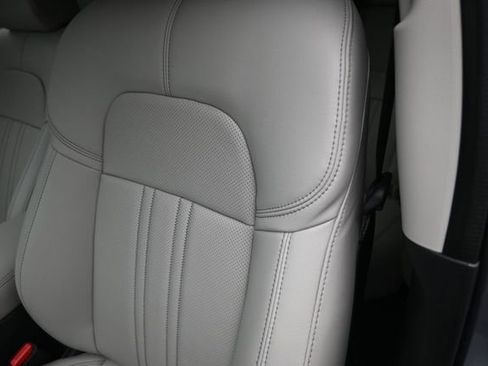 New 2026 Honda HR-V EX-L image 18