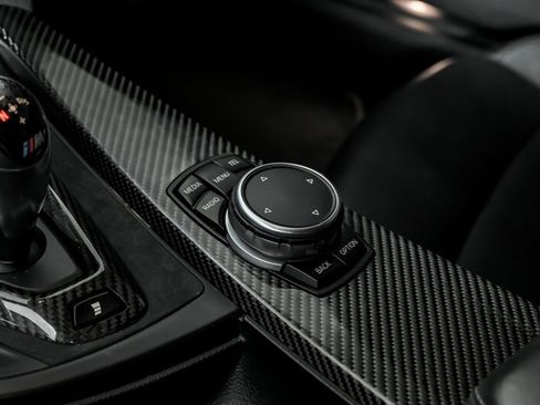 Used 2015 BMW M4 image 36