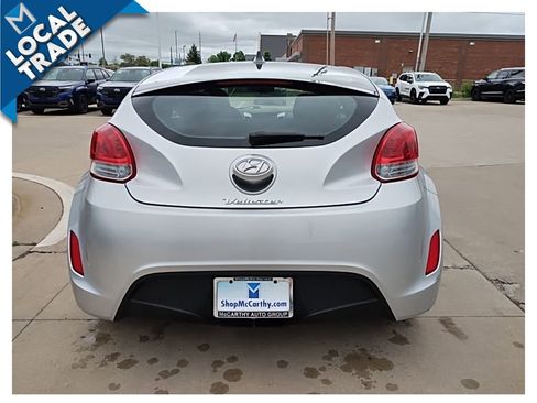Used 2012 Hyundai Veloster FWD image 8