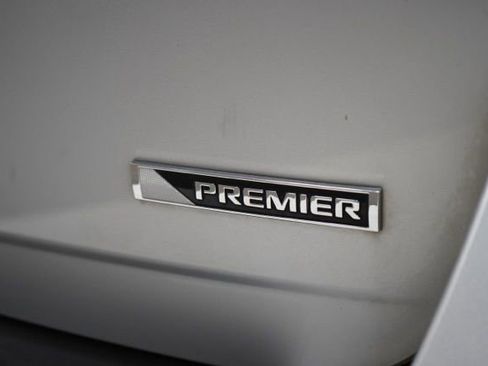 Used 2017 Chevrolet Equinox Premier w/ Enhanced Convenience Package image 12