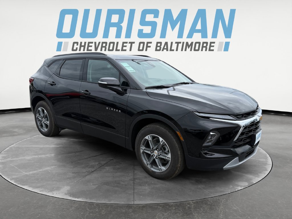 New 2026 Chevrolet Blazer LT w/ Sound & Technology Package AWD/4WD image 1