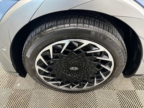 Used 2023 Hyundai Ioniq 5 Limited image 10