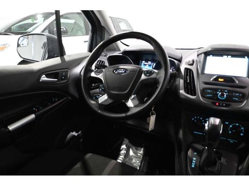 Used 2018 Ford Transit Connect XLT image 23