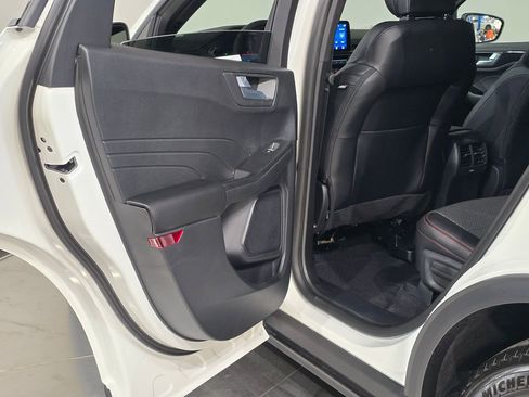 New 2026 Ford Escape ST-Line Select image 36