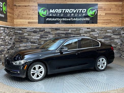 Used 2018 BMW 330i xDrive Sedan AWD/4WD image 5