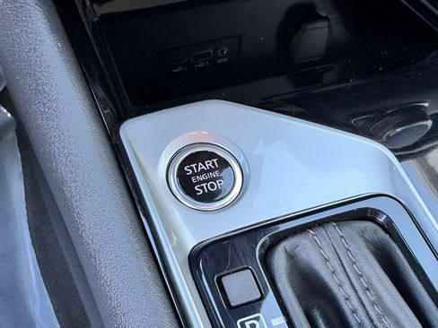 Used 2024 Nissan Altima 2.5 SV FWD image 17