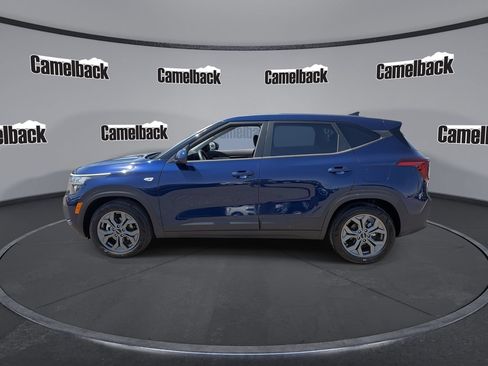 Used 2026 Kia Seltos LX FWD image 4