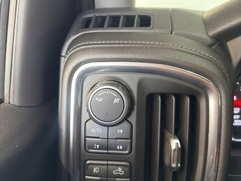 Used 2019 Chevrolet Silverado 1500 LT Trail Boss AWD/4WD image 6