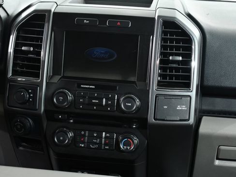Used 2017 Ford F150 XLT w/ Equipment Group 302A Luxury AWD/4WD image 9