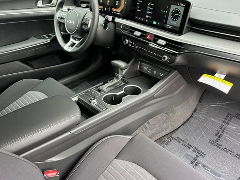New 2026 Kia K5 LXS image 11