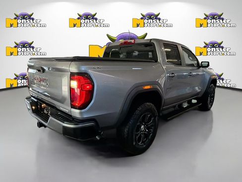 Used 2024 GMC Canyon Elevation w/ Convenience Package AWD/4WD image 4
