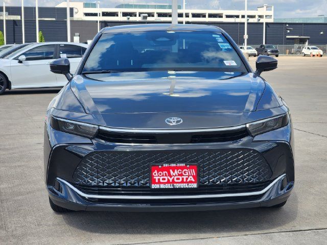 Certified 2024 Toyota Crown AWD/4WD image 2