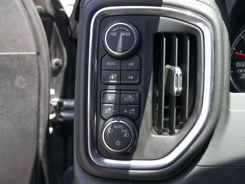 Used 2021 Chevrolet Silverado 1500 LT Trail Boss w/ Convenience Package II image 21