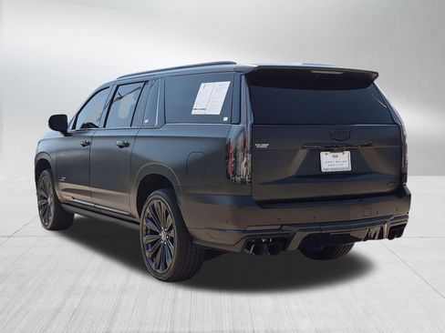 Certified 2025 Cadillac Escalade ESV V AWD/4WD image 3