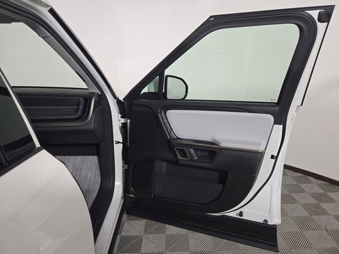 Used 2022 Rivian R1T Adventure image 18