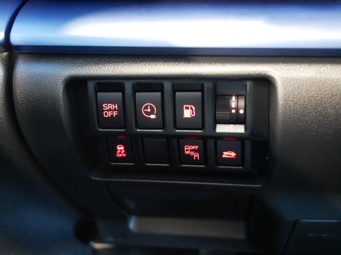 Used 2023 Subaru Crosstrek Hybrid w/ Moonroof Package w/Navigation image 26