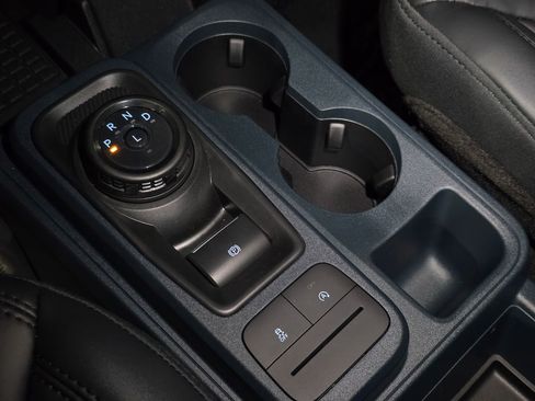 New 2025 Ford Maverick Lariat w/ Black Appearance Package image 32