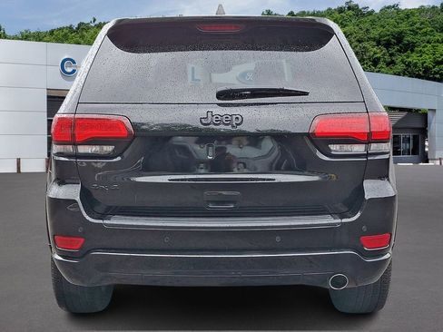 Used 2020 Jeep Grand Cherokee Altitude AWD/4WD image 5