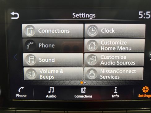 Used 2022 Nissan Rogue SV w/ SV Premium Package FWD image 41