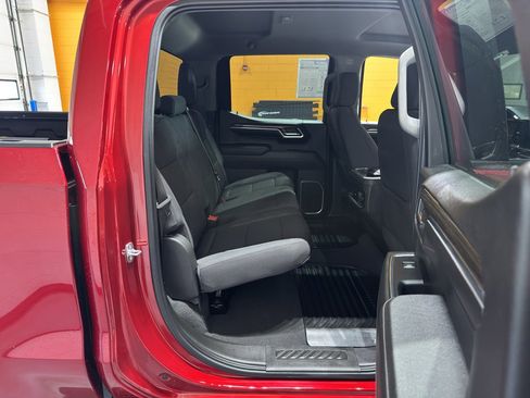 Used 2023 Chevrolet Silverado 1500 RST w/ Z71 Off-Road Package image 20