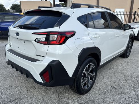 New 2026 Subaru Crosstrek 2.5i Premium AWD/4WD image 3